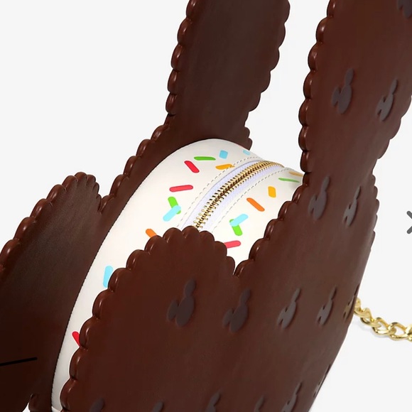 loungefly ice cream sandwich